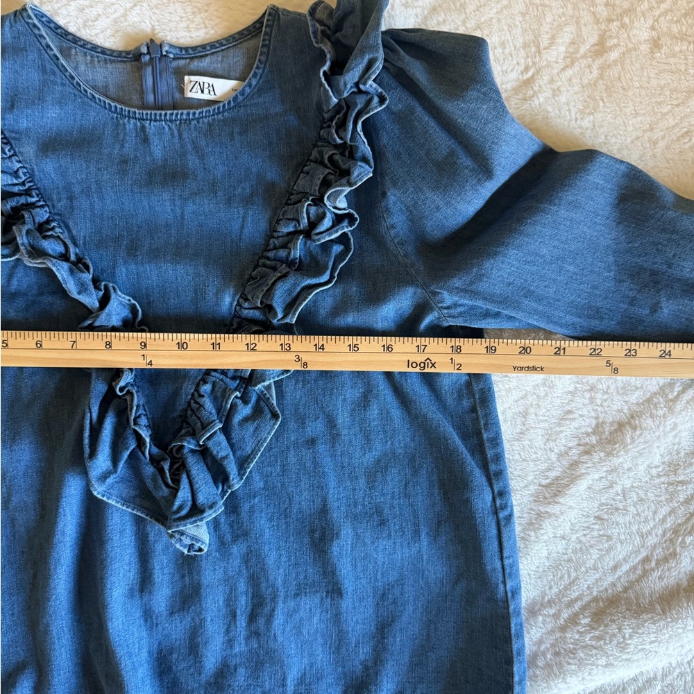 Zara chambray/Denim Blouse - Picture 8 of 10